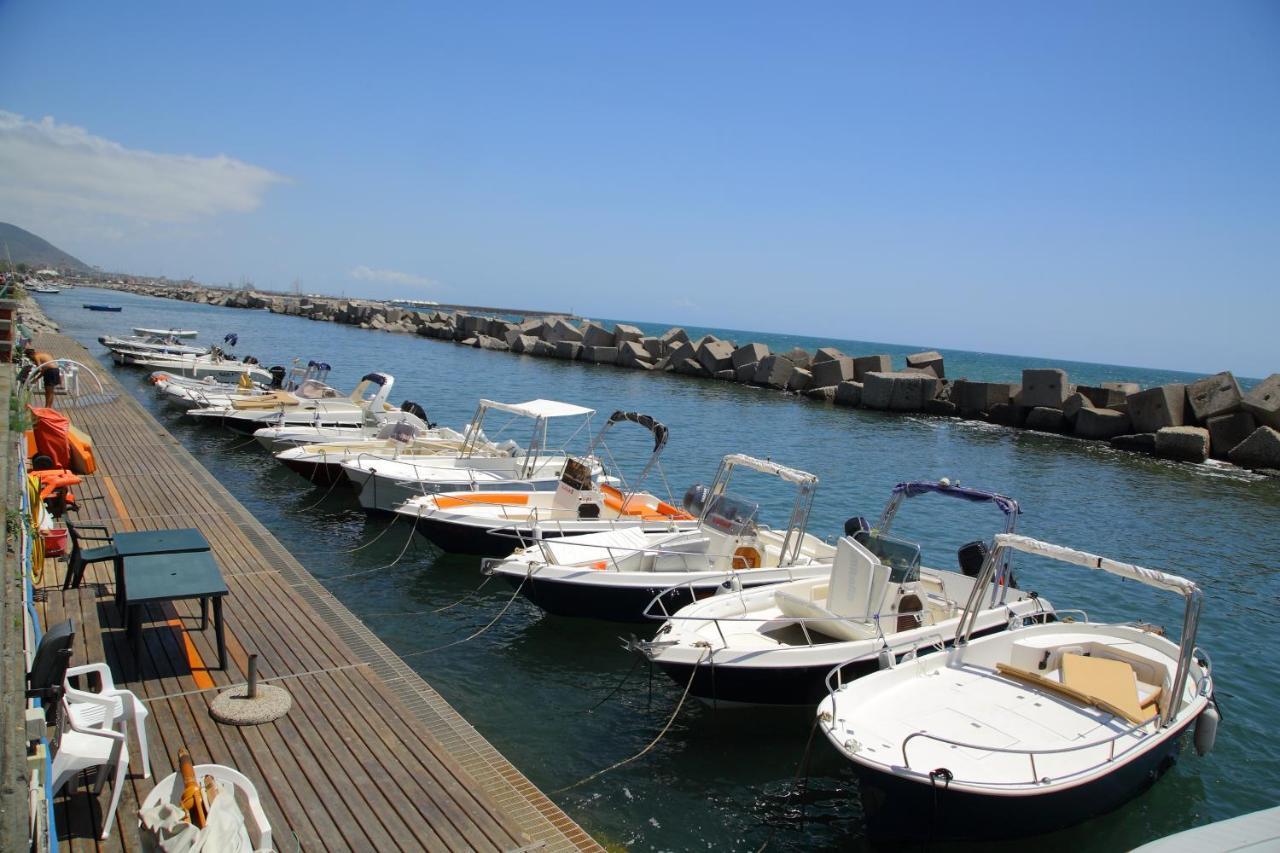 Salerno Mare E Luci Deluxe Exterior foto