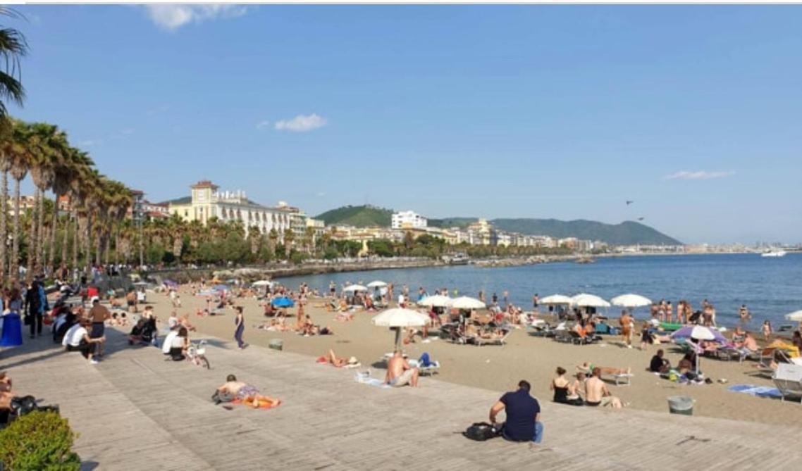 Salerno Mare E Luci Deluxe Exterior foto