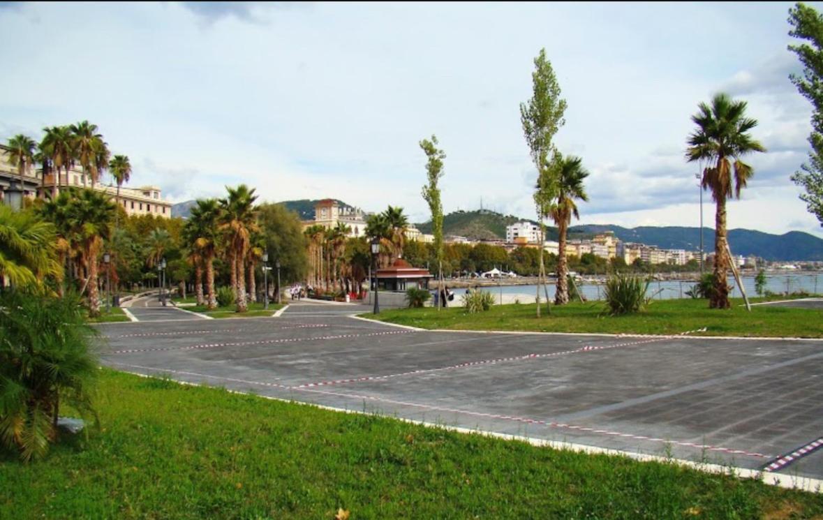 Salerno Mare E Luci Deluxe Exterior foto