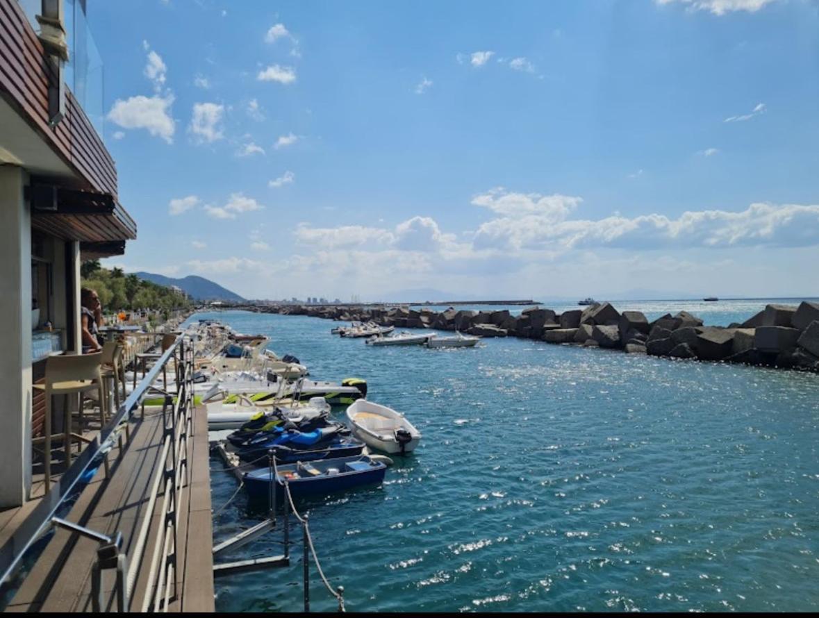 Salerno Mare E Luci Deluxe Exterior foto